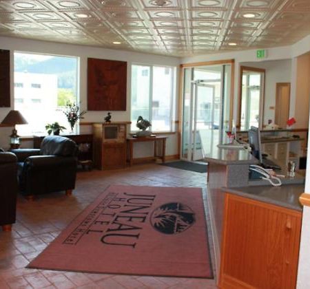 Juneau Hotel Интерьер фото